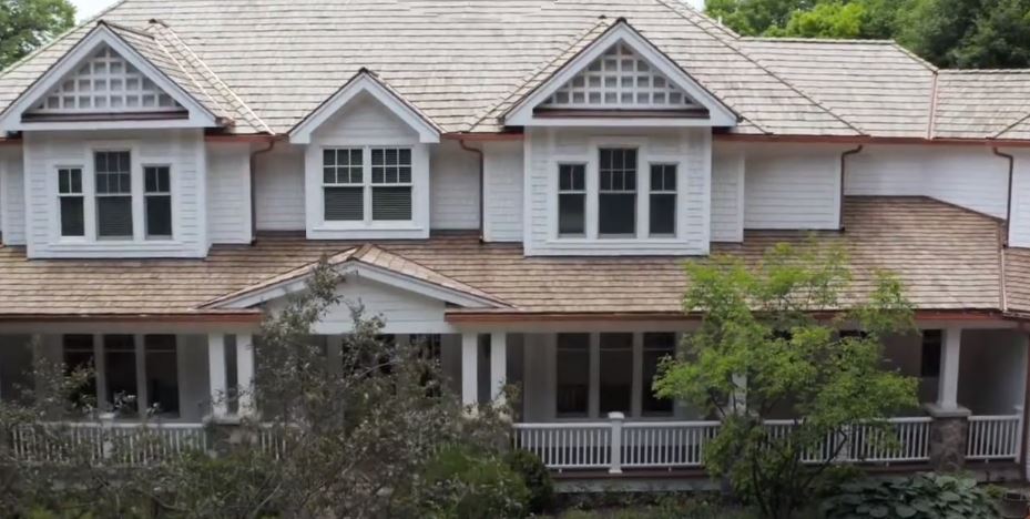 , Cedar Roofing in Chicagoland and beyond